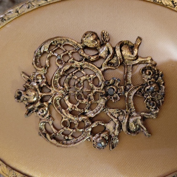 Vtg Ornate Hairbrush, Comb and Mirror Set - Picture 2 of 6